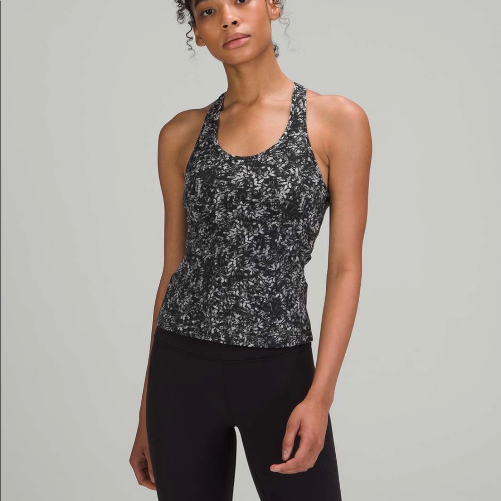 NWT Lululemon Cool Racerback Short Tank Nulu. Size 6